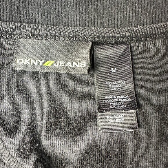 DKNY Women's Embellished Studded Logo V-Neck Cap Sleeve Tee,โ Size Medium, Black - Picture 6 of 7